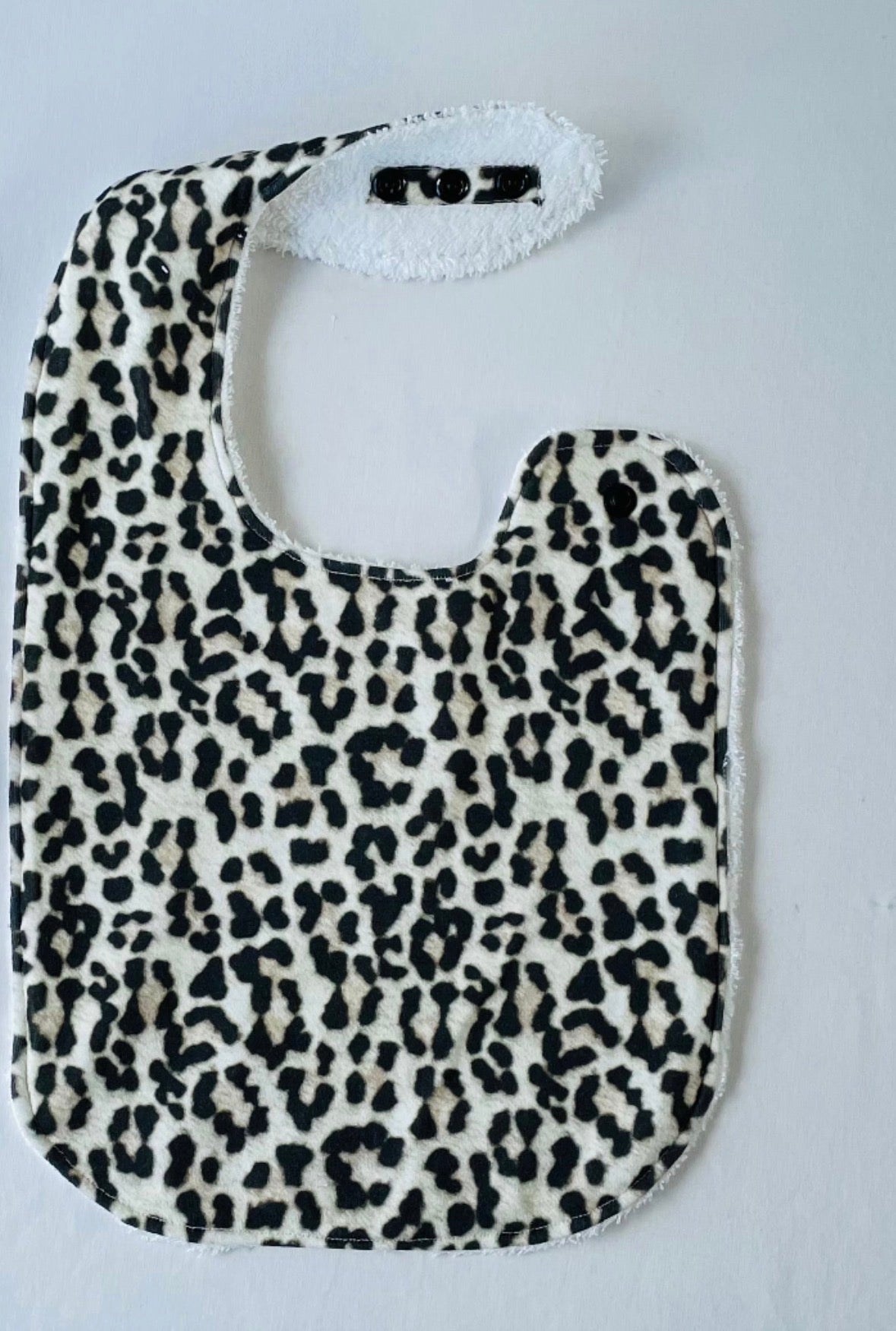 Snow Leopard Organic Cotton XL Feeding Bib