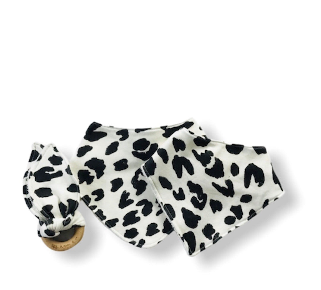 Leopard Organic Cotton Bandana Bib