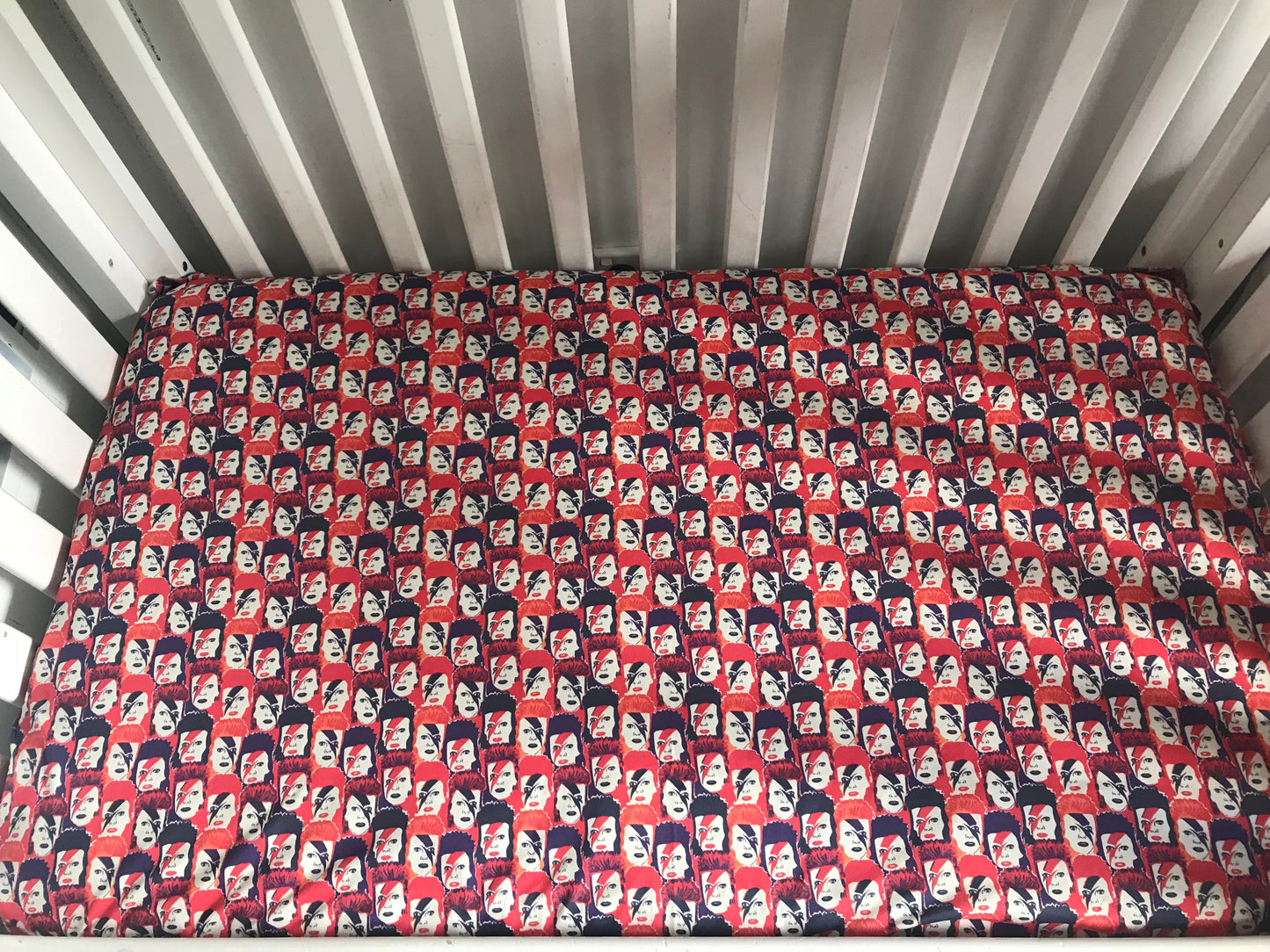 BOWIE ROCK Organic Cotton Swaddle Blanket
