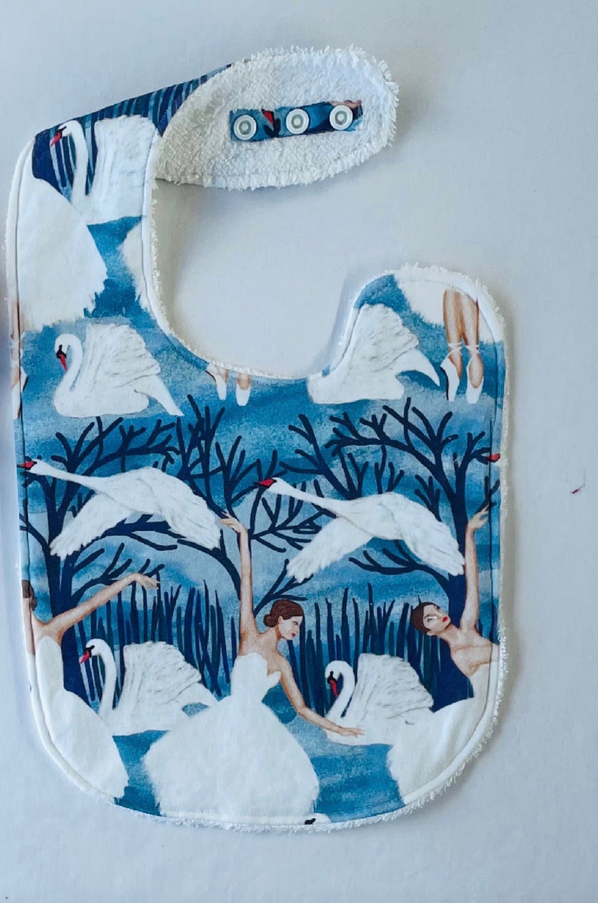 Swan Lake Organic Cotton XL Feeding Bib