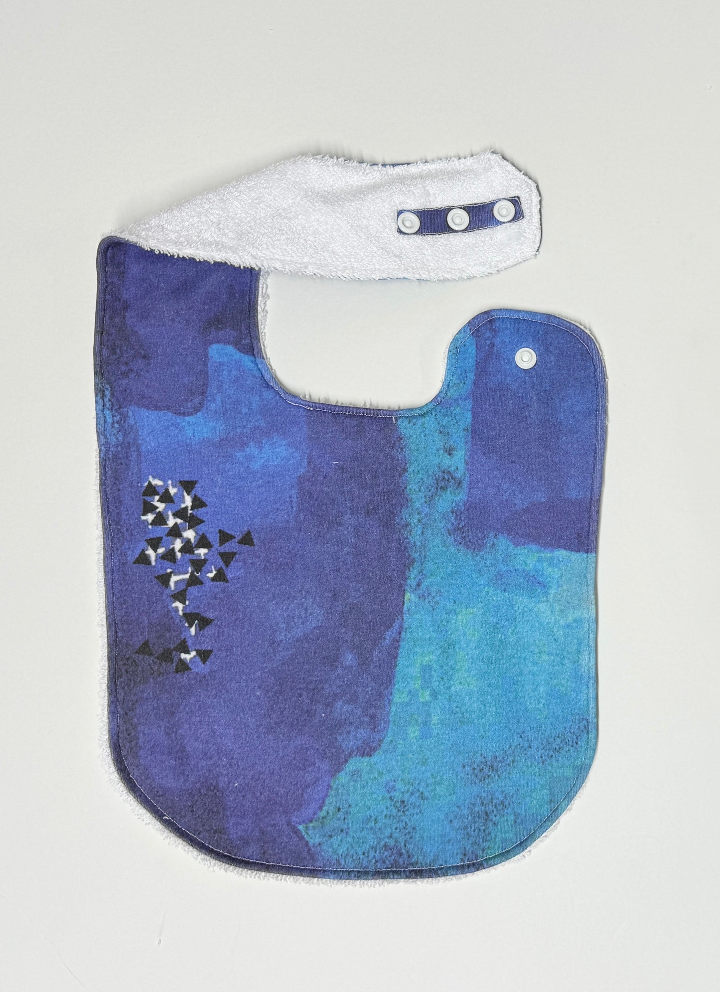 Ocean Blue Organic Cotton Feeding Bib