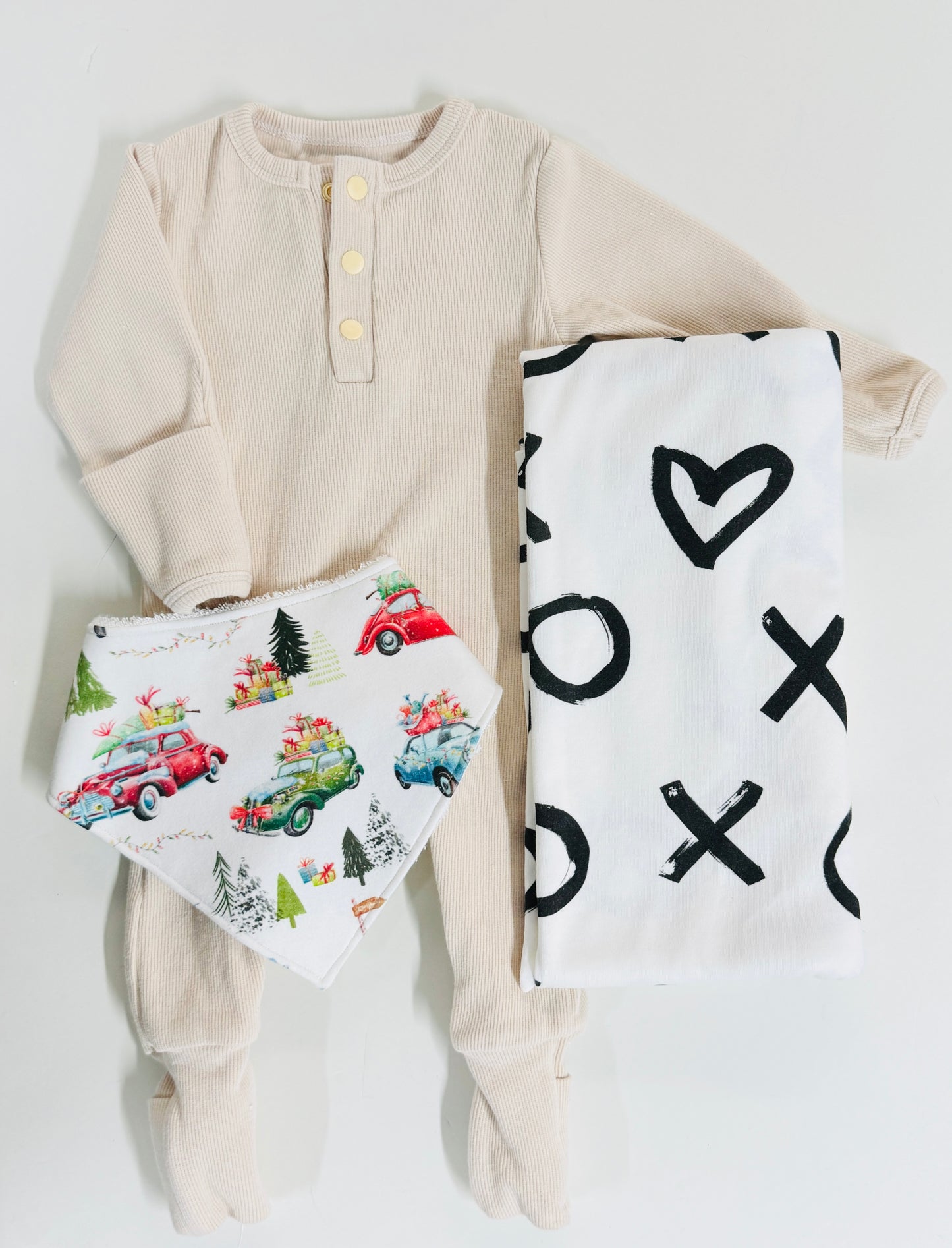 Ribbed Jumpsuit, Swaddle Blanket & Bandana Bib Set Christmas Edition