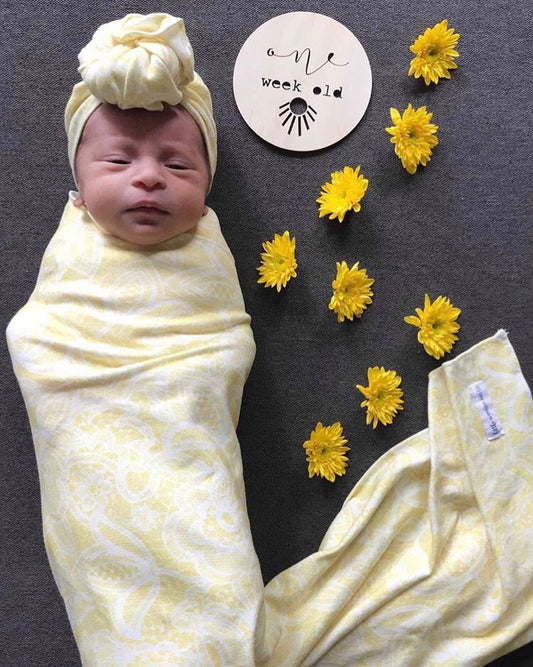 PRETTY IN LEMON Organic Cotton Swaddle Blanket